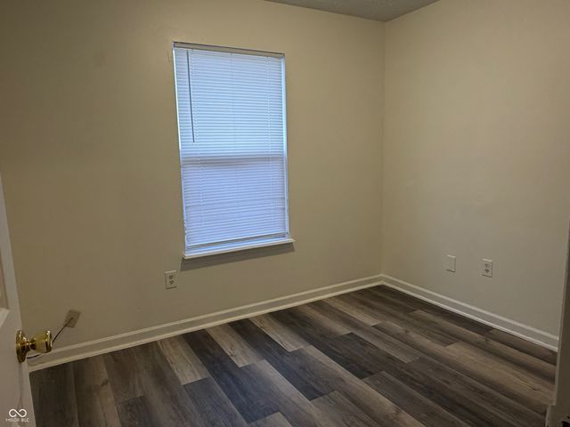 4930 Elliott Avenue, Indianapolis, IN 46201