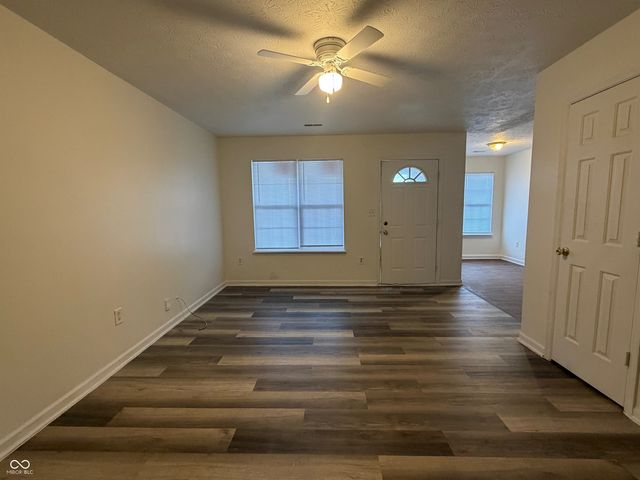 4930 Elliott Avenue, Indianapolis, IN 46201