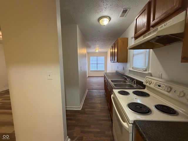 4930 Elliott Avenue, Indianapolis, IN 46201