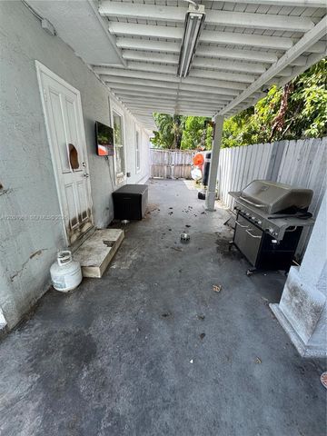 3175 NW 27th St, Miami, FL 33142