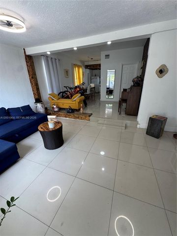 3175 NW 27th St, Miami, FL 33142