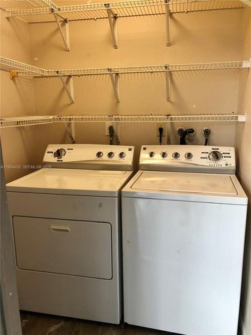 9753 W Mcnab Rd 112, Tamarac, FL 33321