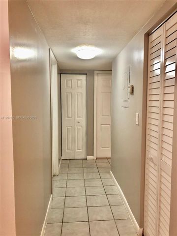 9753 W Mcnab Rd 112, Tamarac, FL 33321