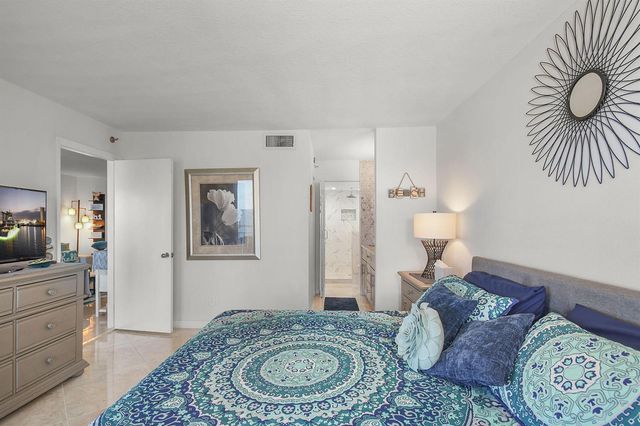 3870 N Highway A1a 805, Fort Pierce, FL 34949