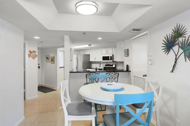 3870 N Highway A1a 805, Fort Pierce, FL 34949