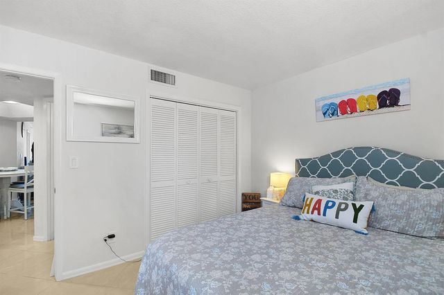 3870 N Highway A1a 805, Fort Pierce, FL 34949