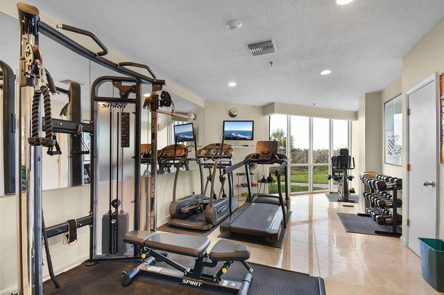 3870 N Highway A1a 805, Fort Pierce, FL 34949