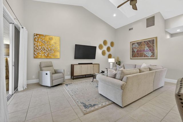 2802 Sabal Palm Lane, Palm Beach Gardens, FL 33418