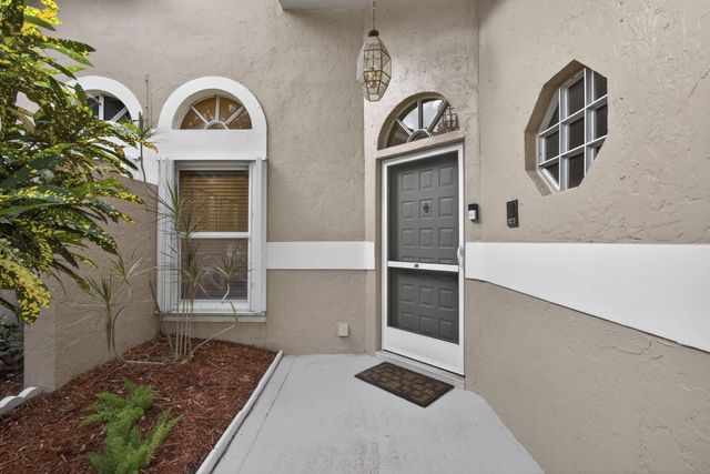 2802 Sabal Palm Lane, Palm Beach Gardens, FL 33418