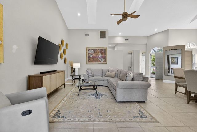 2802 Sabal Palm Lane, Palm Beach Gardens, FL 33418