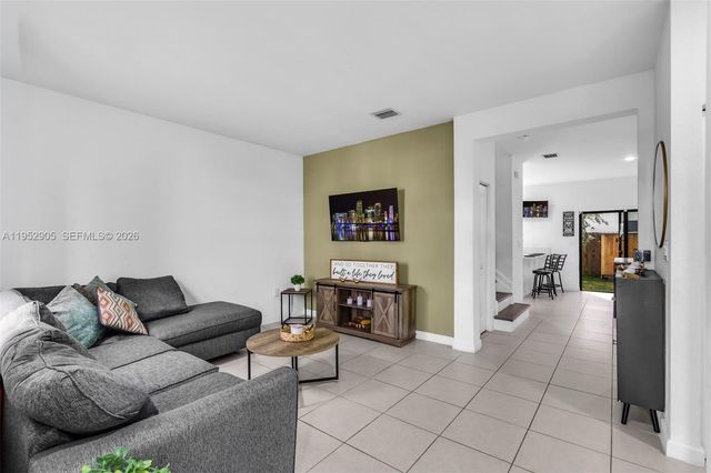 13228 SW 286th St, Homestead, FL 33033