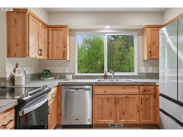 209 Nw 72ND Cir, Vancouver, WA 98665