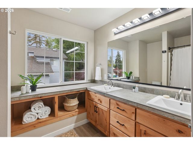 209 Nw 72ND Cir, Vancouver, WA 98665