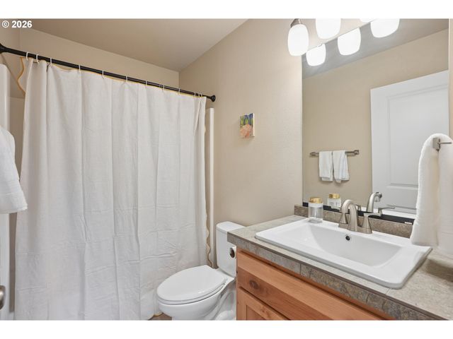 209 Nw 72ND Cir, Vancouver, WA 98665