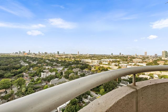 5000 Montrose Boulevard 21E, Houston, TX 77006