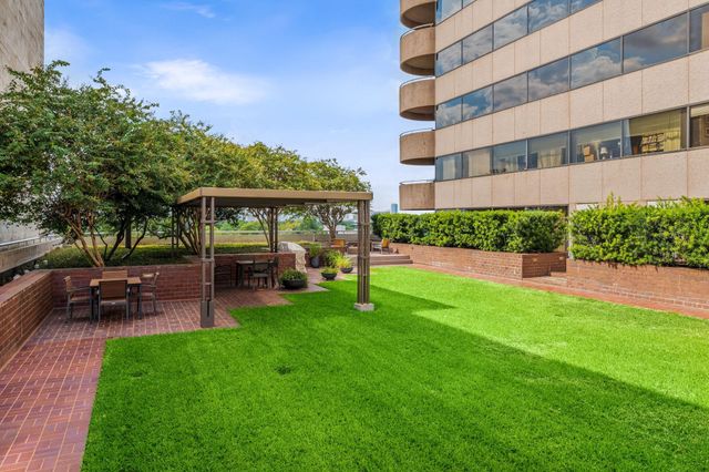 5000 Montrose Boulevard 21E, Houston, TX 77006