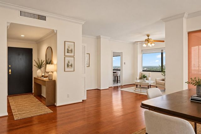 5000 Montrose Boulevard 21E, Houston, TX 77006
