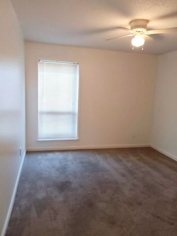 1770 Crompton 6th Square 29, Memphis, TN 38134