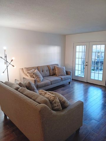 1770 Crompton 6th Square 29, Memphis, TN 38134