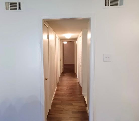 1770 Crompton 6th Square 29, Memphis, TN 38134