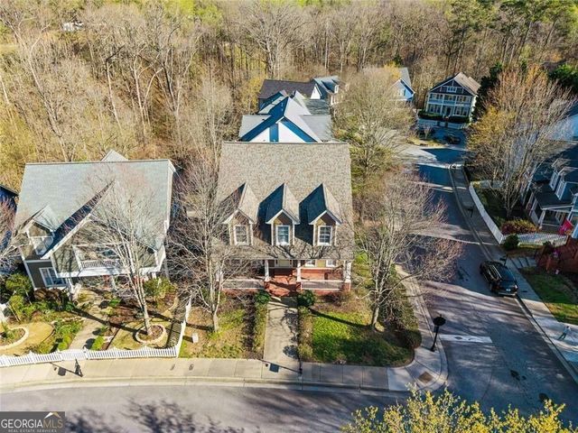 2165 Parkview Run, Atlanta, GA 30318