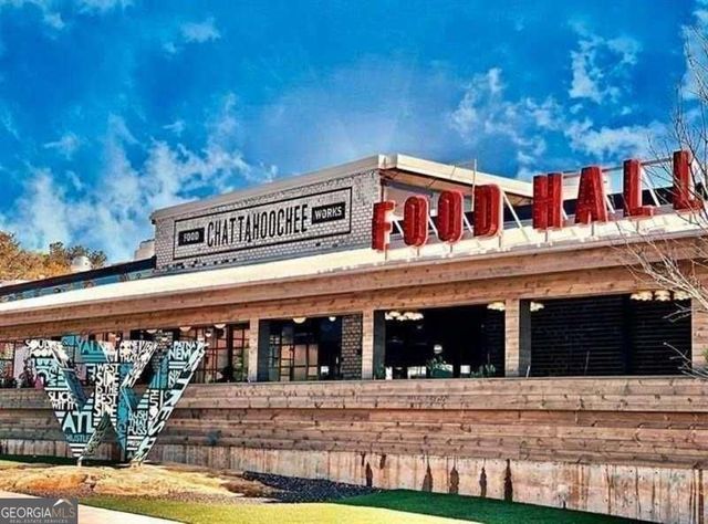 2165 Parkview Run, Atlanta, GA 30318