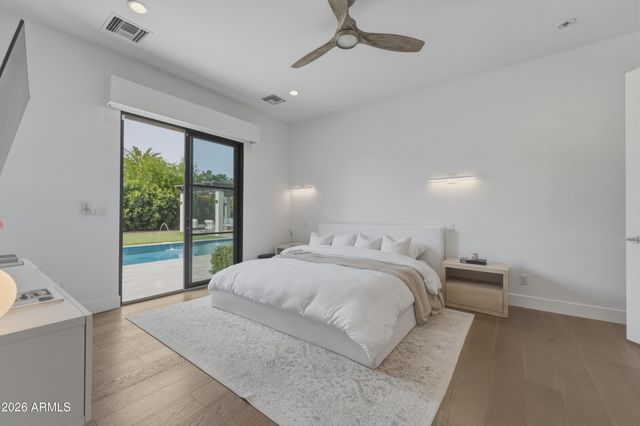 8113 E DEL CADENA Drive, Scottsdale, AZ 85258
