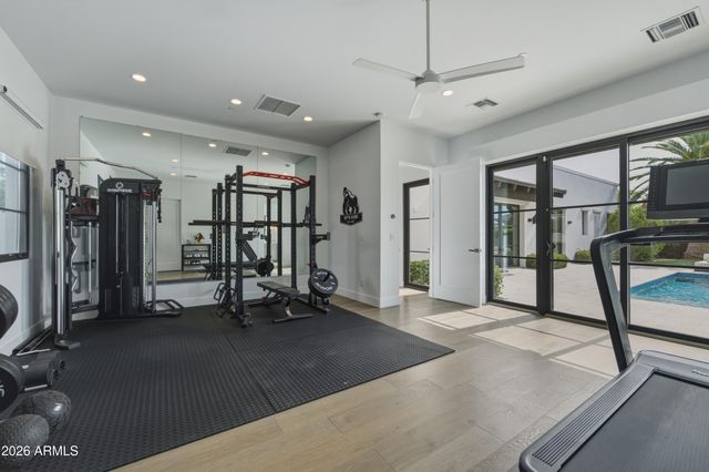 8113 E DEL CADENA Drive, Scottsdale, AZ 85258