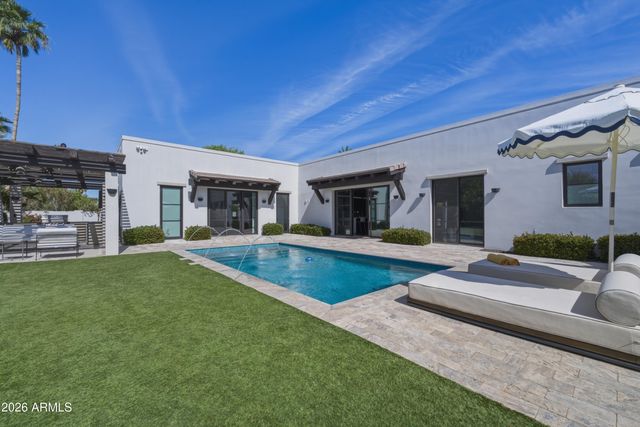 8113 E DEL CADENA Drive, Scottsdale, AZ 85258