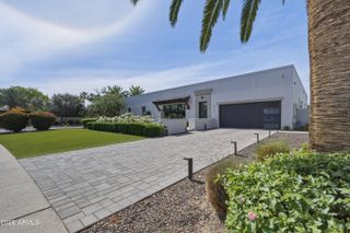8113 E DEL CADENA Drive, Scottsdale, AZ 85258