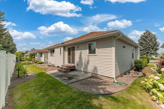 13716 E 15th Ln, Spokane Valley, WA 99216