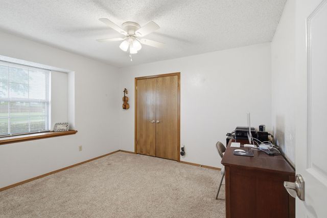 521 W Louella Drive, Hurst, TX 76054