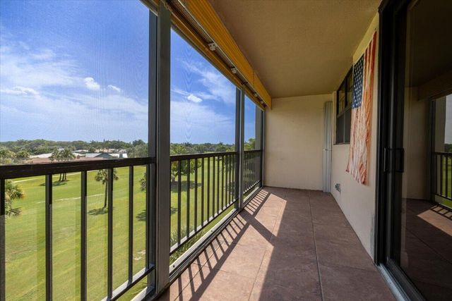 2430 DEER CREEK COUNTRY CLUB Boulevard 506, Deerfield Beach, FL 33442