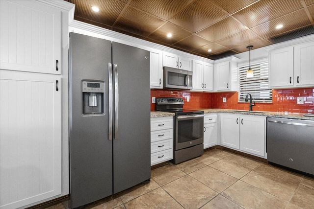 2430 DEER CREEK COUNTRY CLUB Boulevard 506, Deerfield Beach, FL 33442