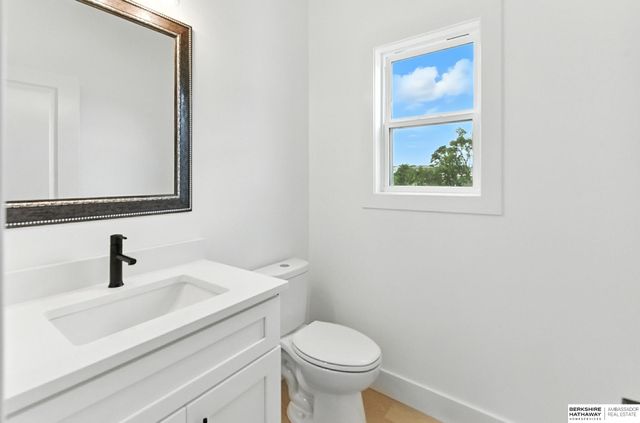 19760 Briar Street, Gretna, NE 68028