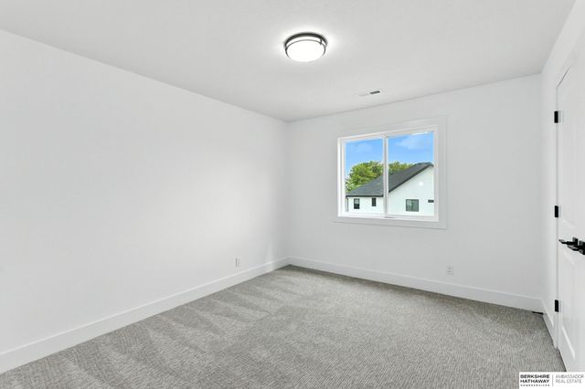 19760 Briar Street, Gretna, NE 68028