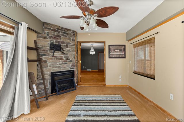 14370 Alexander Street, Livonia, MI 48154