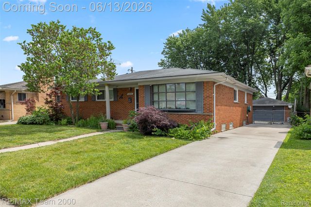 14370 Alexander Street, Livonia, MI 48154