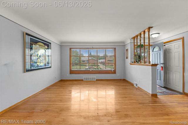 14370 Alexander Street, Livonia, MI 48154