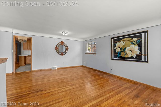 14370 Alexander Street, Livonia, MI 48154