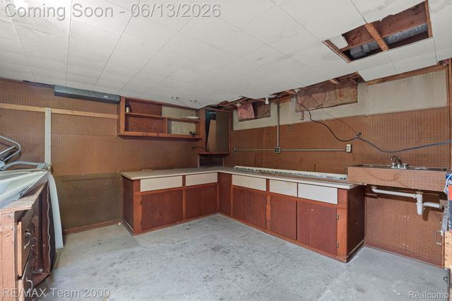 14370 Alexander Street, Livonia, MI 48154