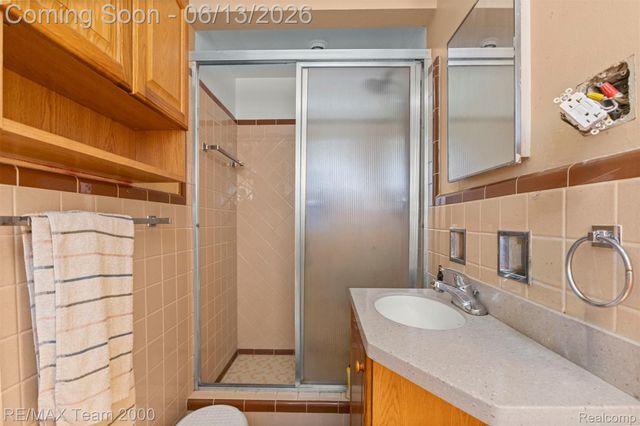 14370 Alexander Street, Livonia, MI 48154