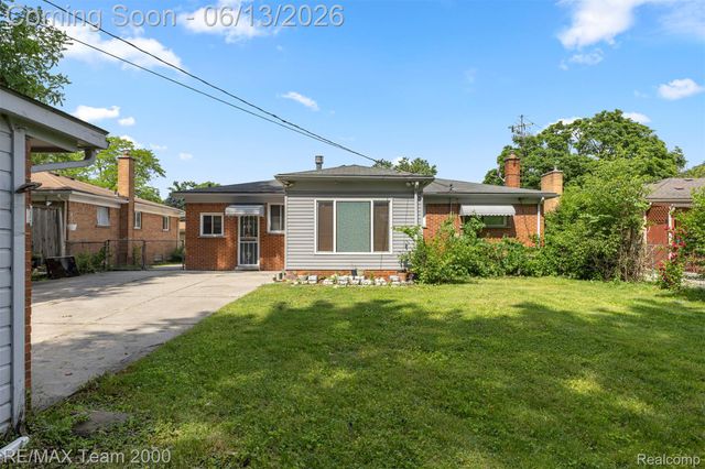 14370 Alexander Street, Livonia, MI 48154
