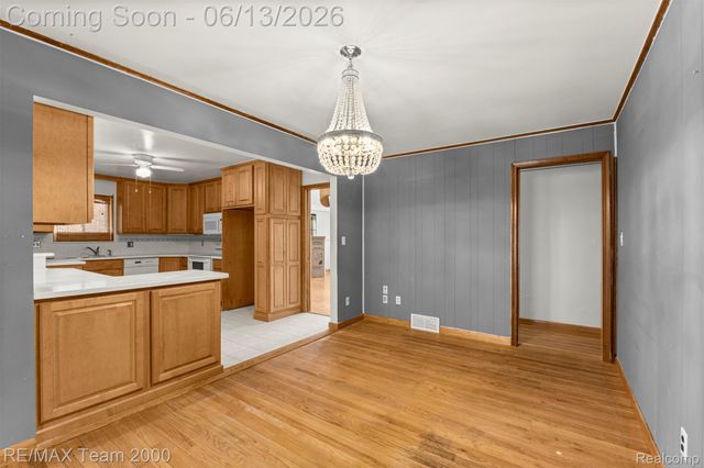 14370 Alexander Street, Livonia, MI 48154