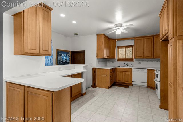14370 Alexander Street, Livonia, MI 48154