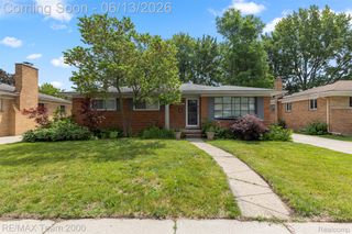 14370 Alexander Street, Livonia, MI 48154
