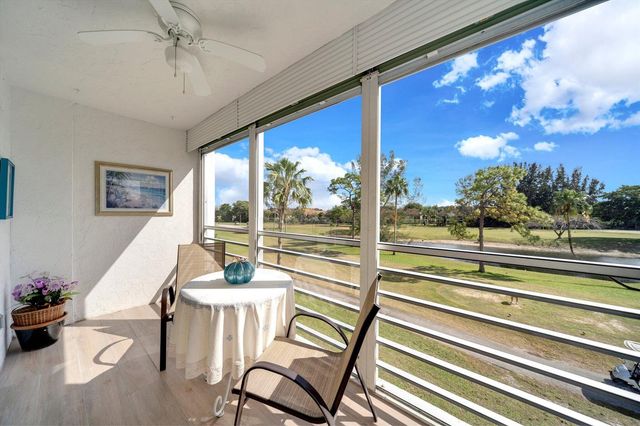 6698 10th Avenue N 327, Lake Worth, FL 33467