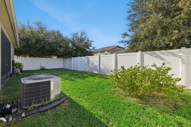 5017 TORCHWOOD DR, Minneola, FL 34715