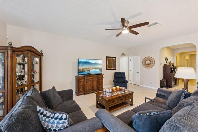 5017 TORCHWOOD DR, Minneola, FL 34715