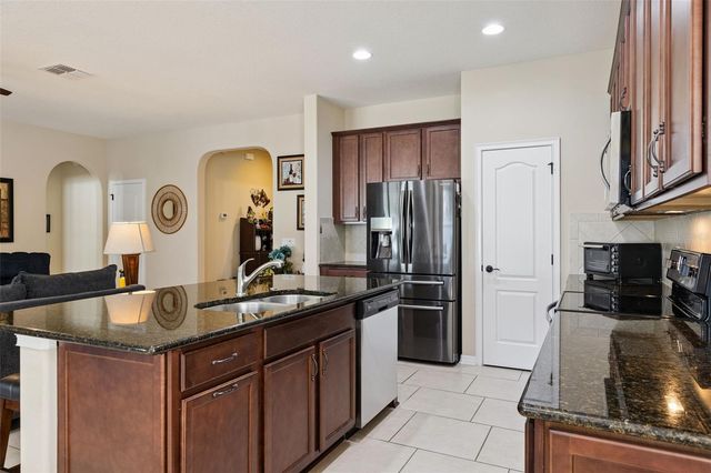 5017 TORCHWOOD DR, Minneola, FL 34715